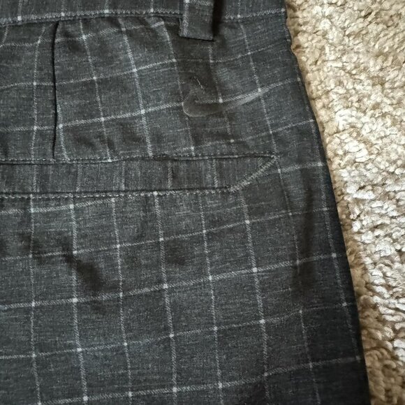 Nike Golf Chino Shorts Mens 34 Charcoal Gray Windowpane Flat Front Dri-FIT Golf - Picture 5 of 8